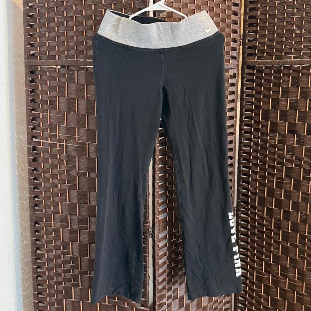 Victoria's Secret PINK Yoga Black Flare Leggings Size Medium Y2k